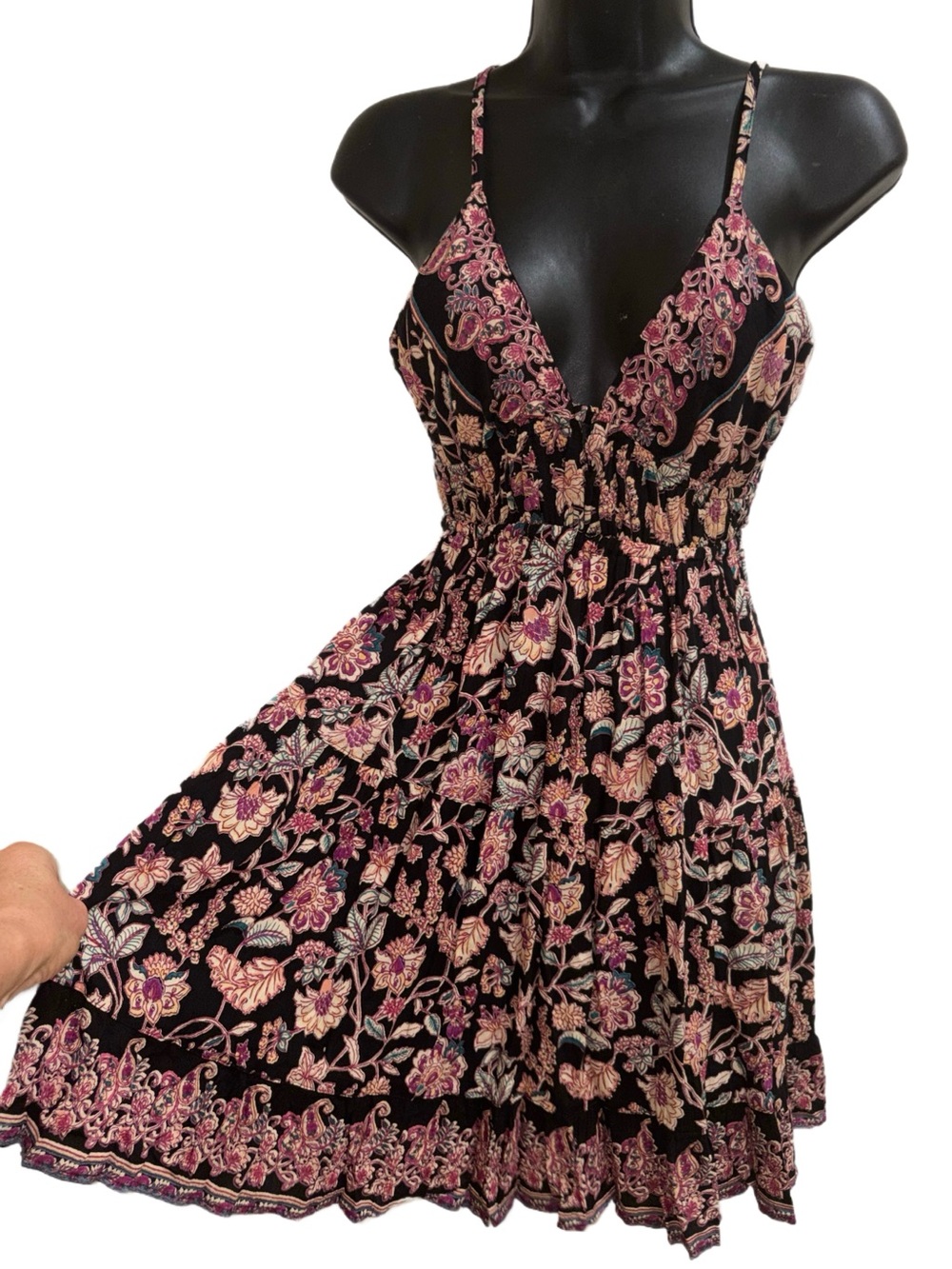Angie Floral Spaghetti Strap Black and Pink Sundress⭐️NWT⭐️